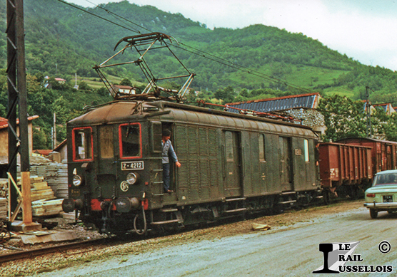 Carte Postale N° 2079 - Le Rail Ussellois